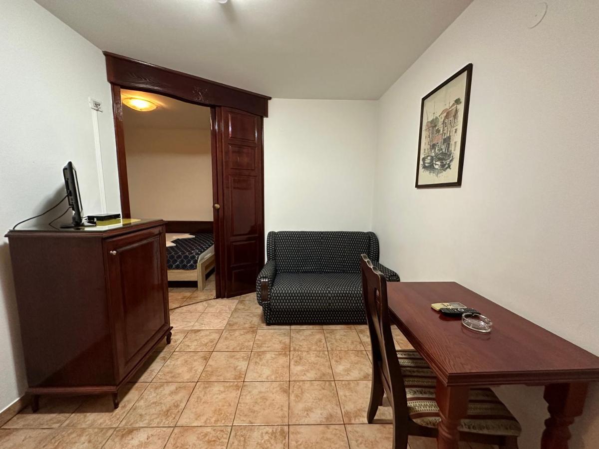 Beatrix Lux Hotel Budva Ngoại thất bức ảnh