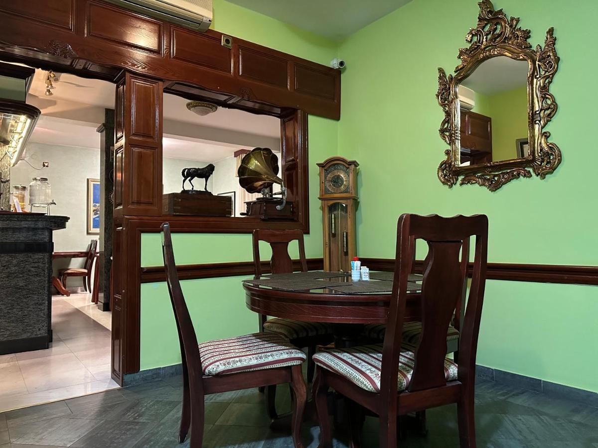 Beatrix Lux Hotel Budva Ngoại thất bức ảnh