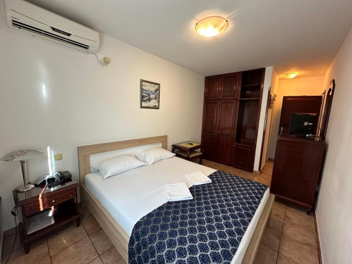 Beatrix Lux Hotel Budva Ngoại thất bức ảnh