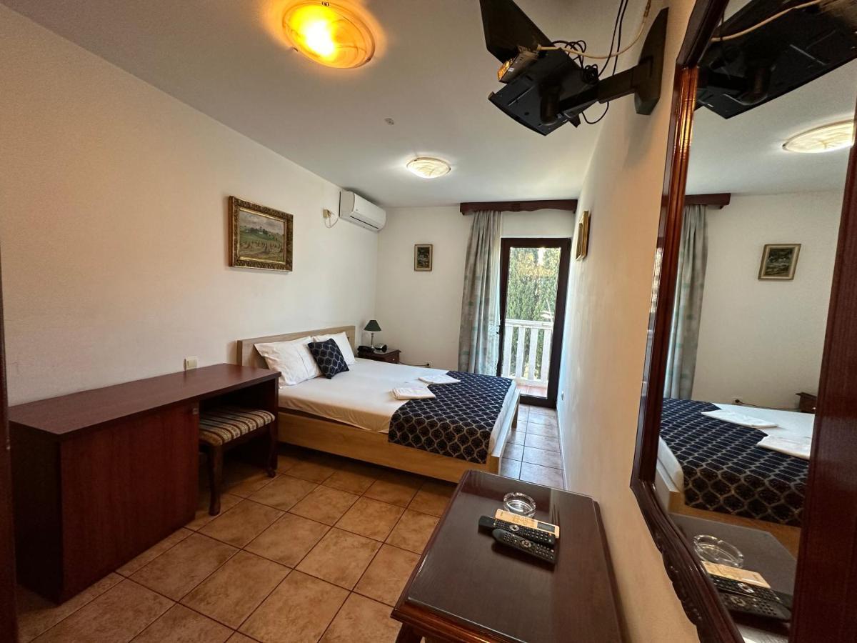 Beatrix Lux Hotel Budva Ngoại thất bức ảnh