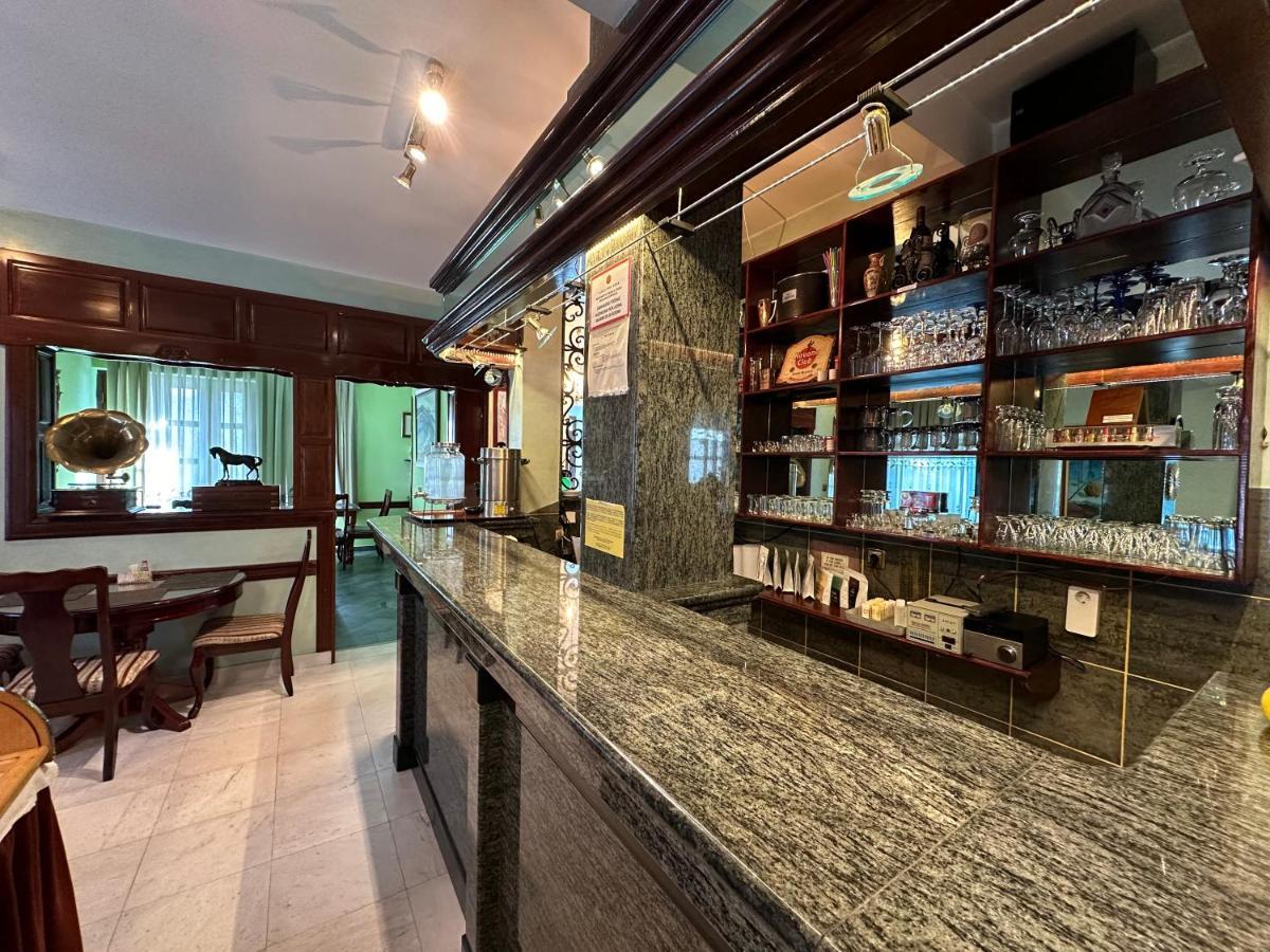 Beatrix Lux Hotel Budva Ngoại thất bức ảnh